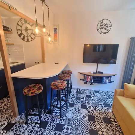 Apartment 4 Pers Renove, Valfrejus, Balcon - Fr-1-265-363 Modane