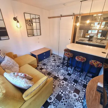 4 Pers Renove, Valfrejus, Balcon - Fr-1-265-363 Apartment
